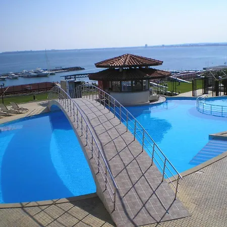 Apartment Diamond Apart Complex Guesthouse - Dinevi Marina *