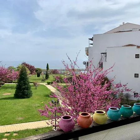 Diamond Apart Complex Guesthouse - Dinevi Marina * Sveti Vlas